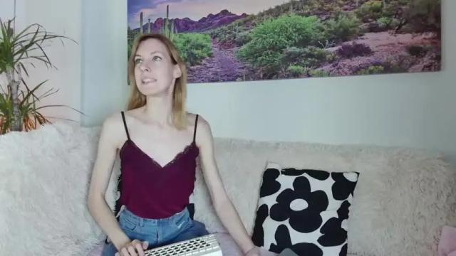 Image 3 of lanaviva Stream on Chaturbate on 14 months ago