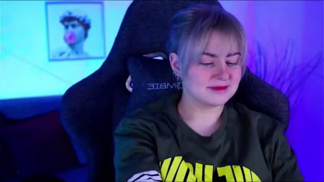 Image 12 of lanawolsen Stream on Chaturbate on 16 months ago