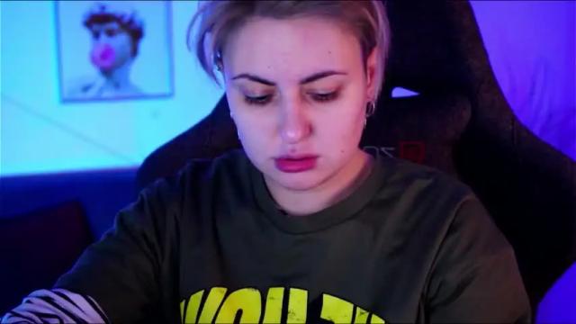 Image 4 of lanawolsen Stream on Chaturbate on 16 months ago