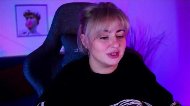 Image 7 of lanawolsen Stream on Chaturbate on 16 months ago
