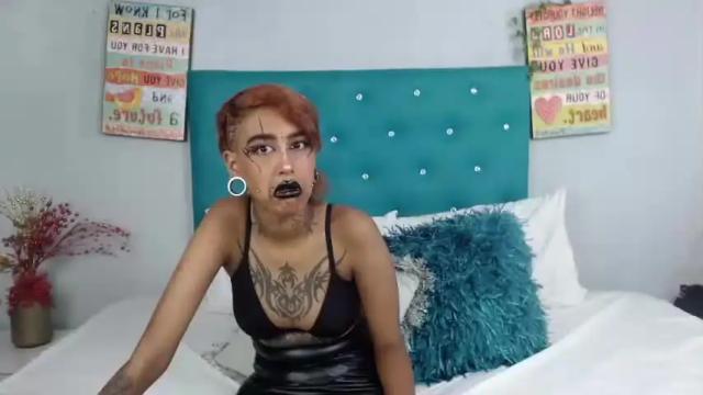 Image 8 of lanecristal Stream on Chaturbate on 17 months ago