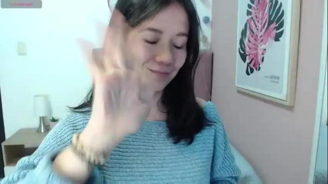 Image 8 of lanna_mills Stream on Chaturbate on 18 days ago