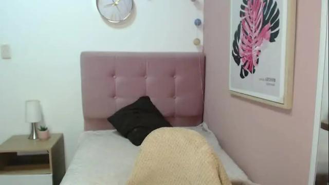 Image 10 of lanna_mills Stream on Chaturbate on 4 days ago