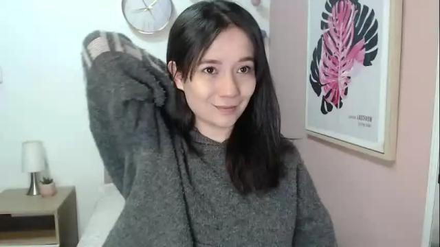 Image 2 of lanna_mills Stream on Chaturbate on 4 days ago