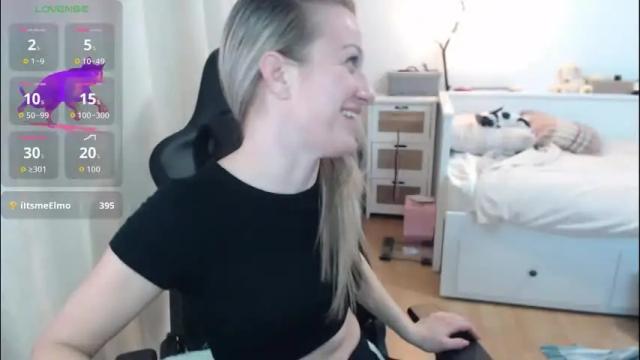 Image 11 of lara_c_rau Stream on Chaturbate on 2 months ago