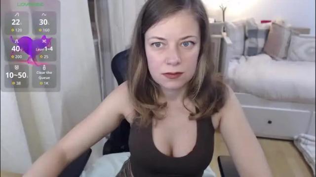Image 4 of lara_c_rau Stream on Chaturbate on 2 months ago