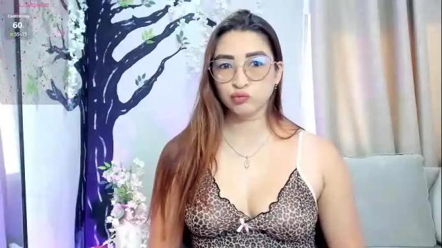 Image 4 of lara_martin Stream on Chaturbate on 2 months ago