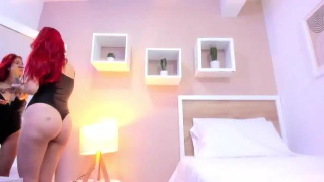 Image 2 of lara_thangeryn Stream on Chaturbate on 19 months ago