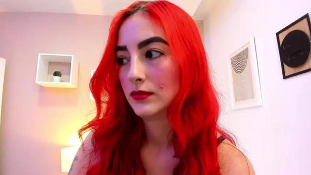 Image 4 of lara_thangeryn Stream on Chaturbate on 18 months ago