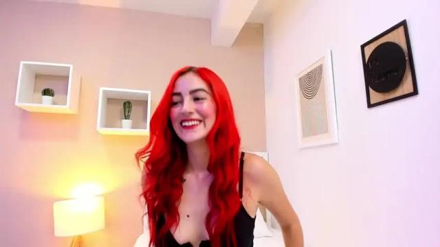 Image 6 of lara_thangeryn Stream on Chaturbate on 18 months ago