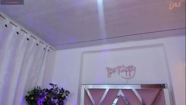Thumbnail 1, laraa_tay's Stream at Chaturbate, 1 month ago