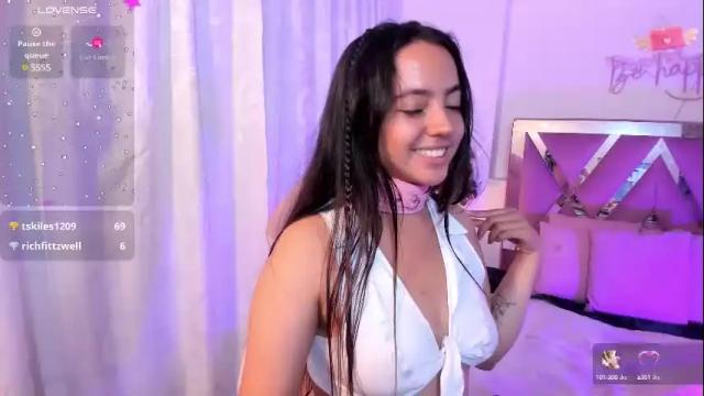 Thumbnail 1, laraa_tay's Stream at Chaturbate, 1 month ago