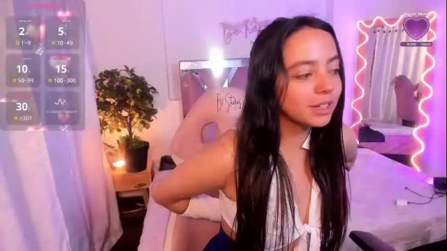 Image 10 of laraa_tay Stream on Chaturbate on 28 days ago