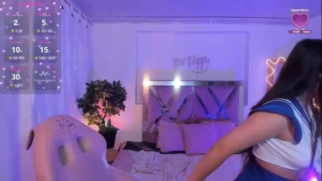 Image 11 of laraa_tay Stream on Chaturbate on 26 days ago