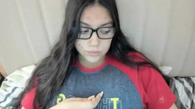 Image 7 of laracamille Stream on Chaturbate on 1 month ago
