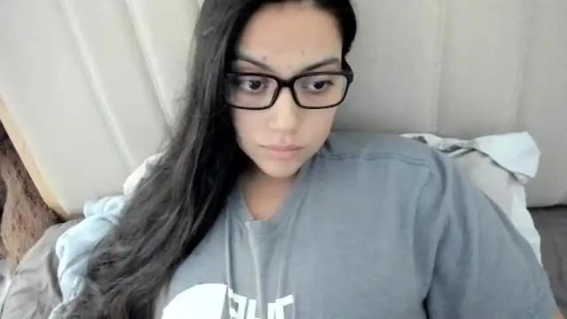 Image 7 of laracamille Stream on Chaturbate on 1 month ago