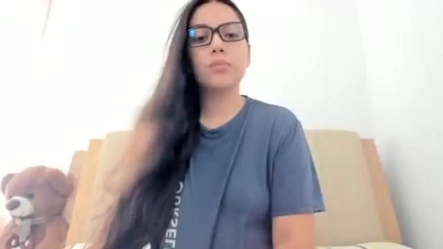 Image 7 of laracamille Stream on Chaturbate on 1 month ago