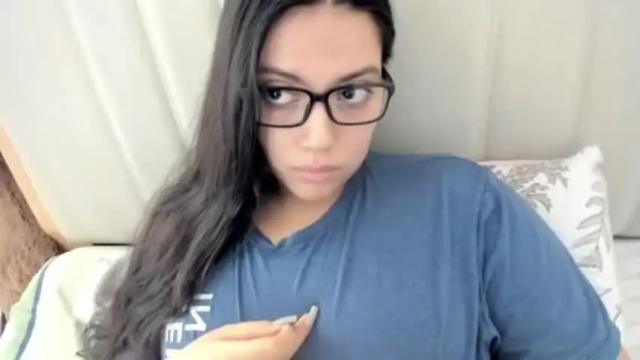 Image 8 of laracamille Stream on Chaturbate on 1 month ago