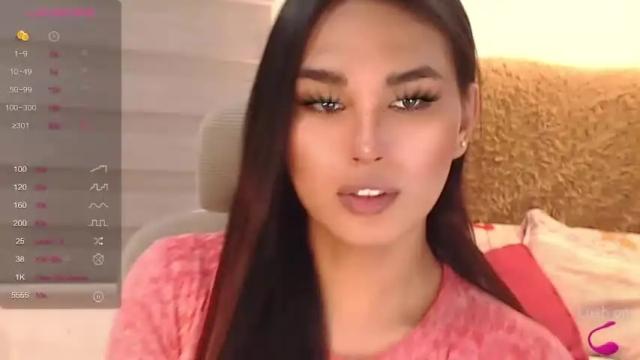 Image 8 of larah_fuchs26 Stream on Chaturbate on 18 months ago