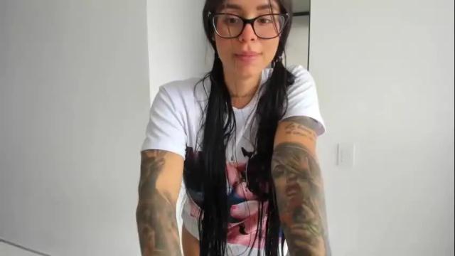 Image 3 of larahenao Stream on Chaturbate on 13 days ago
