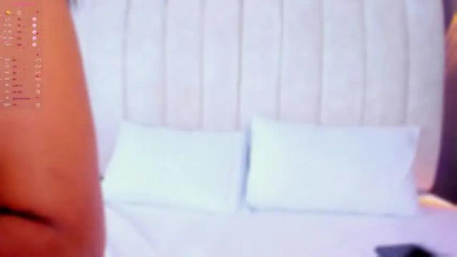 Image 3 of larajhons Stream on Chaturbate on 19 months ago