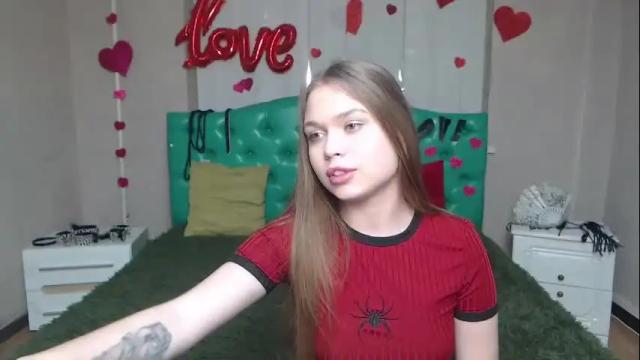 Image 2 of larapika Stream on Chaturbate on 2 months ago
