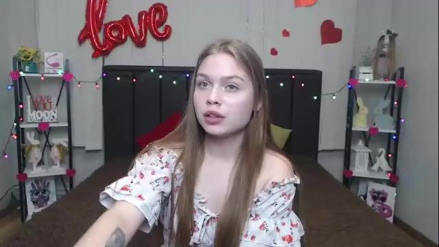 Image 2 of larapika Stream on Chaturbate on 14 days ago