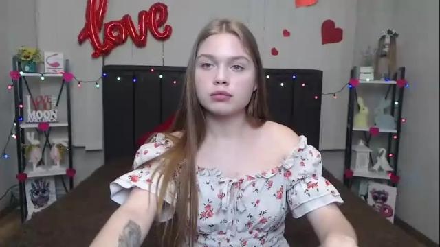 Image 3 of larapika Stream on Chaturbate on 14 days ago