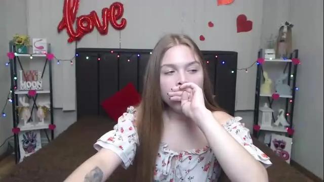 Image 8 of larapika Stream on Chaturbate on 14 days ago