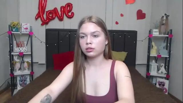 Image 7 of larapika Stream on Chaturbate on 5 days ago