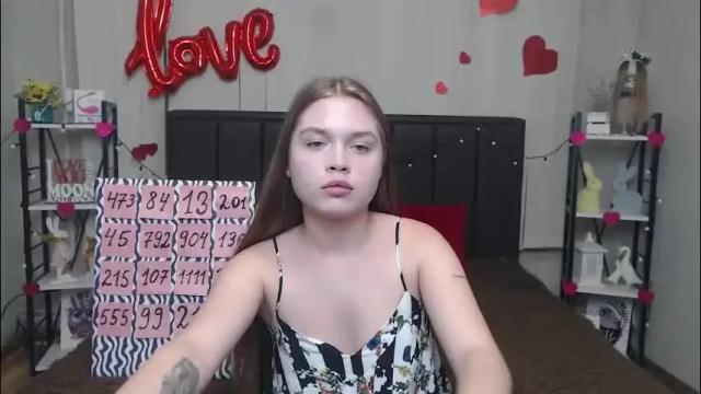 Image 4 of larapika Stream on Chaturbate on 3 months ago