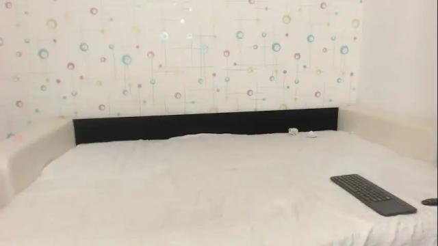 Image 4 of larataylorrr Stream on Chaturbate on 17 days ago