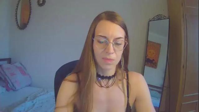 Image 4 of larawintersxxx Stream on Chaturbate on 2 days ago