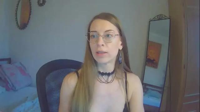 Image 7 of larawintersxxx Stream on Chaturbate on 2 days ago