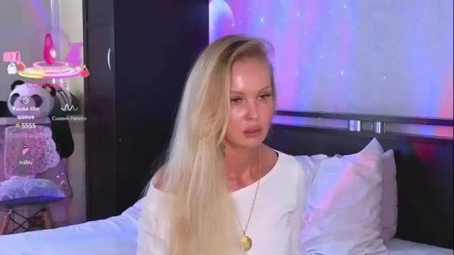 Image 11 of larine_morgan Stream on Chaturbate on 2 days ago