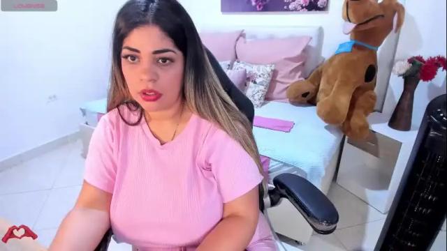 Image 3 of laris_park Stream on Chaturbate on 5 months ago