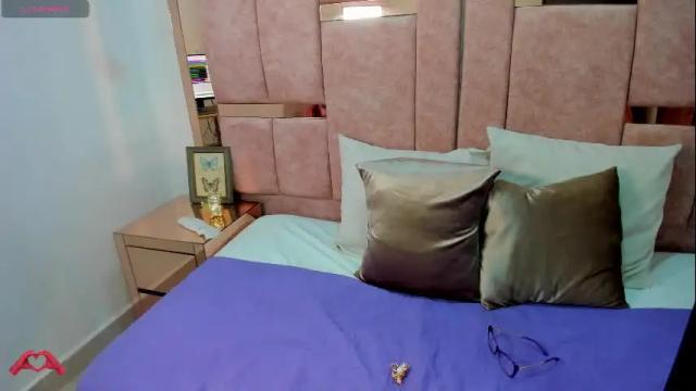 Image 8 of laris_park Stream on Chaturbate on 5 months ago