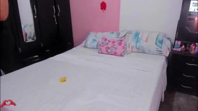 Image 11 of laris_park Stream on Chaturbate on 2 months ago