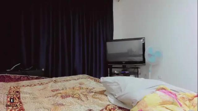 Image 12 of larisa_dolbimaya Stream on Chaturbate on 15 days ago