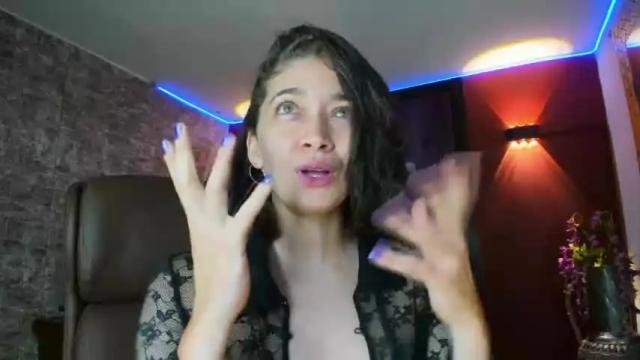 Image 11 of larisaswift Stream on Chaturbate on 20 months ago
