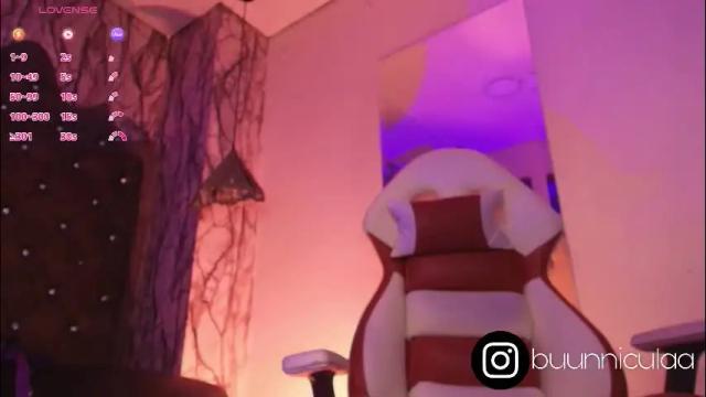 Image 12 of larissa01_ Stream on Chaturbate on 2 months ago