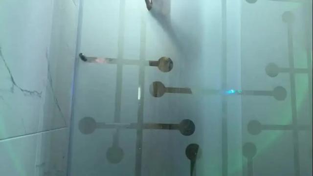 Image 2 of larissa_baker Stream on Chaturbate on 3 months ago