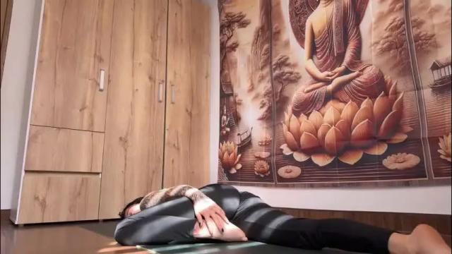 Image 8 of larissa_baker Stream on Chaturbate on 2 months ago