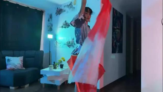 Image 2 of larissa_baker Stream on Chaturbate on 2 months ago