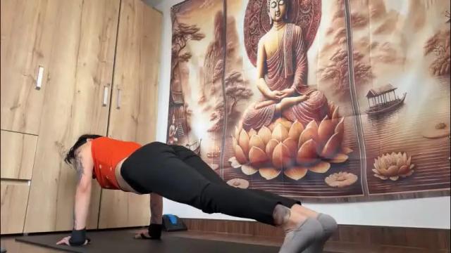 Thumbnail 1, larissa_baker's Stream at Chaturbate, 1 month ago