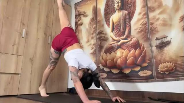 Thumbnail 1, larissa_baker's Stream at Chaturbate, 1 month ago