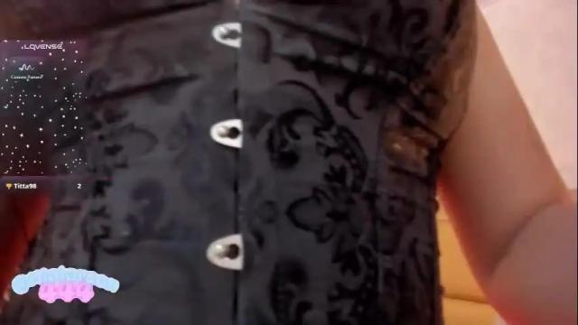 Image 12 of larsonmia Stream on Chaturbate on 5 days ago