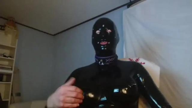 Image 10 of latex_doll_iris Stream on Chaturbate on 14 months ago