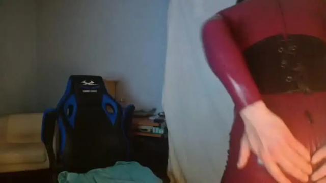 Image 10 of latex_doll_iris Stream on Chaturbate on 13 months ago