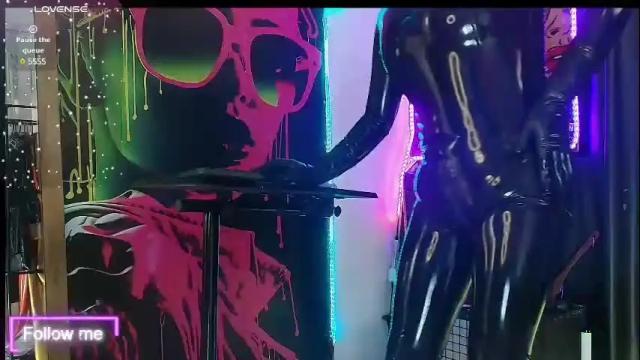 Image 6 of latex_rose_daniels Stream on Chaturbate on 1 month ago